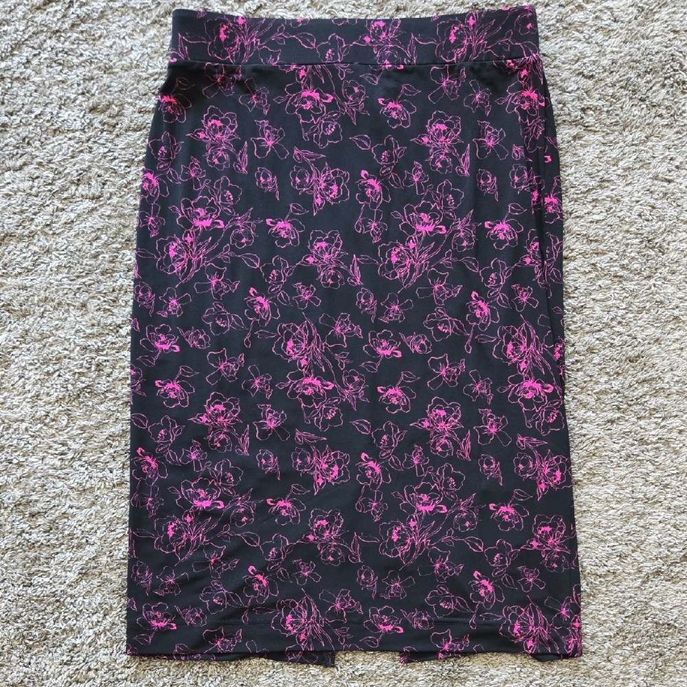 WHBM NWT Knit Knee-Length Pencil Skirt